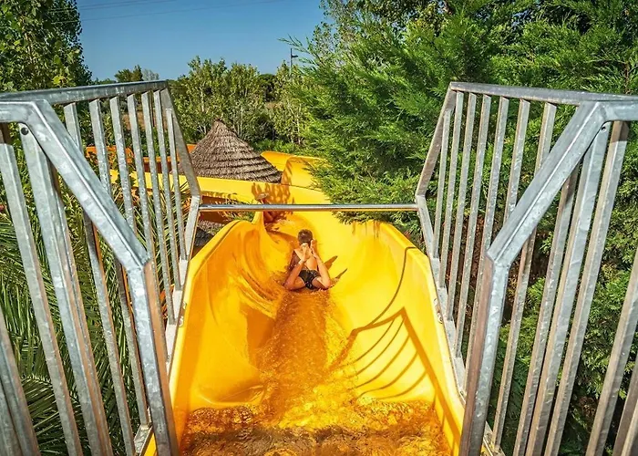 Zecamping 4 500m Piscine Couverte Animaux Acceptes Club Enfant Campingplatz