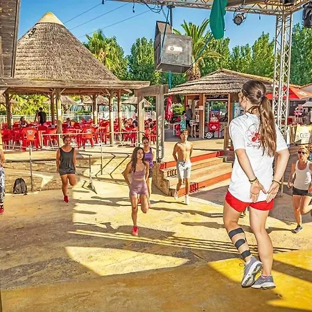 4 Etoiles - Parc Aquatique - Eeiagh Campingplads *